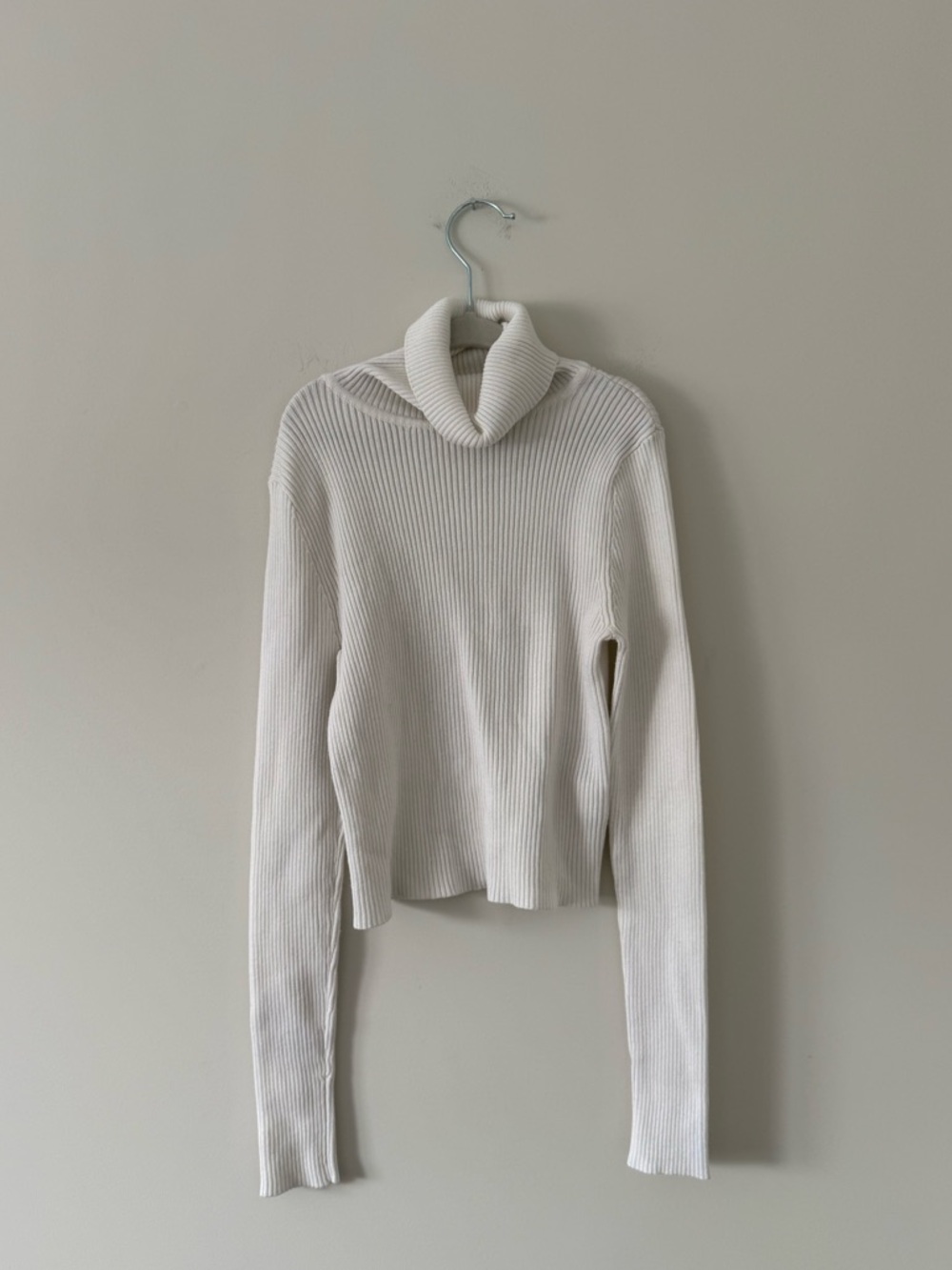 White Ribbed Turtleneck Sweater (size small)
